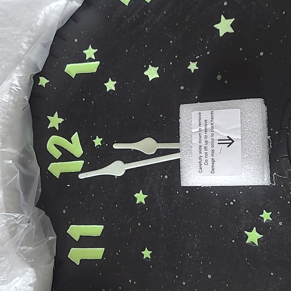 NIB - Indoor/Outdoor Clock with Thermometer (Glows in the Dark) - Picture 6 of 12